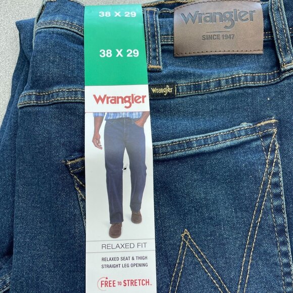NEW Wrangler Men's 38x29 Relaxed Fit Jeans Dark Blue Stretch Denim - Picture 6 of 8